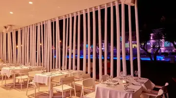 So White Club Resort