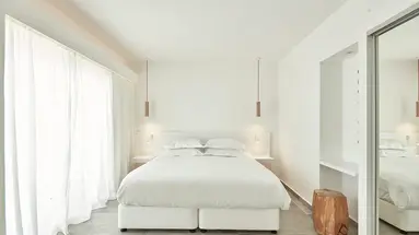 So White Club Resort
