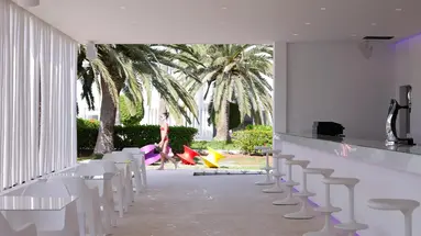 So White Club Resort