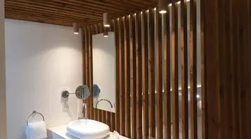 So White Club Resort