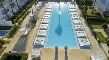 So White Club Resort