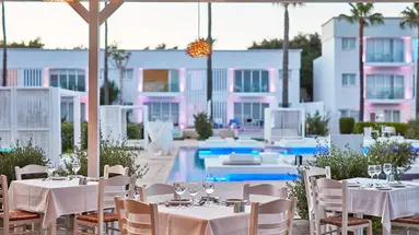 So White Club Resort