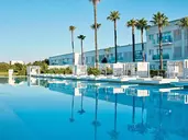 So White Club Resort