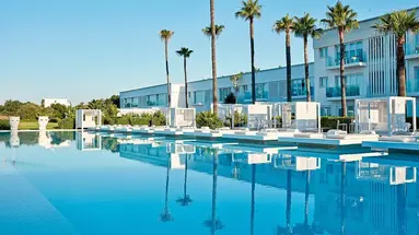 So White Club Resort