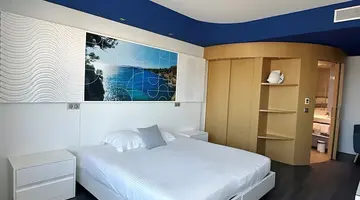 SoBlue Hotel