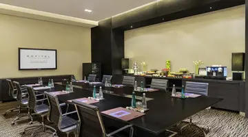 Sofitel Abu Dhabi Corniche