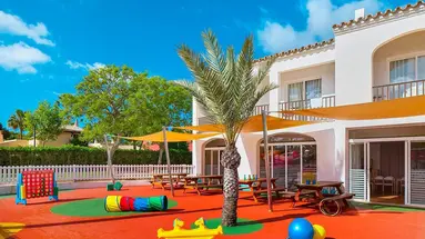 Sol Falcó All Inclusive