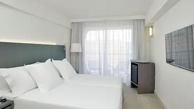 SOL HOUSE THE STUDIO (ADULTS ONLY 16+)