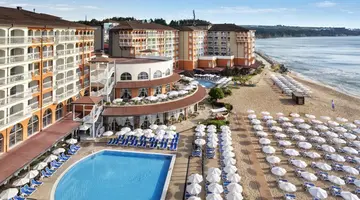 SOL LUNA BAY  RESORT