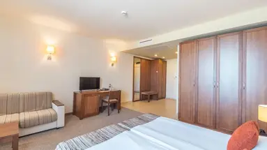 SOL LUNA BAY RESORT