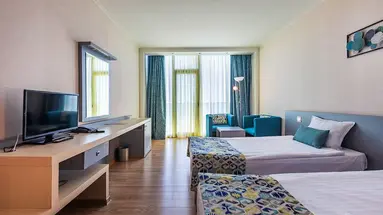 Sol Marina Palace