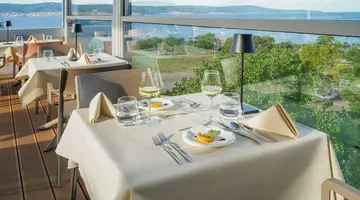 Sol Marina Palace