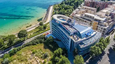 Sol Marina Palace
