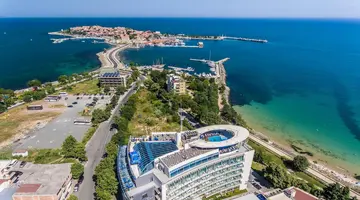 Sol Marina Palace