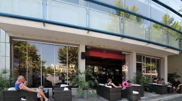 Sol Marina Palace