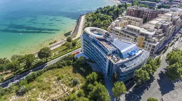 Sol Marina Palace