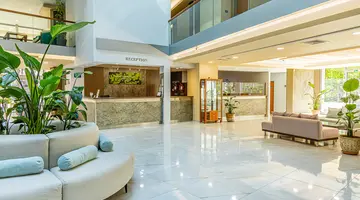 SOL MARINA PALACE