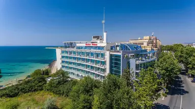 Sol Marina Palace
