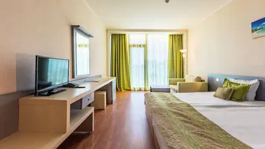 Sol Marina Palace