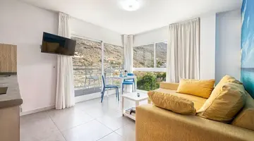 Sol Mogan Suites Adult Only
