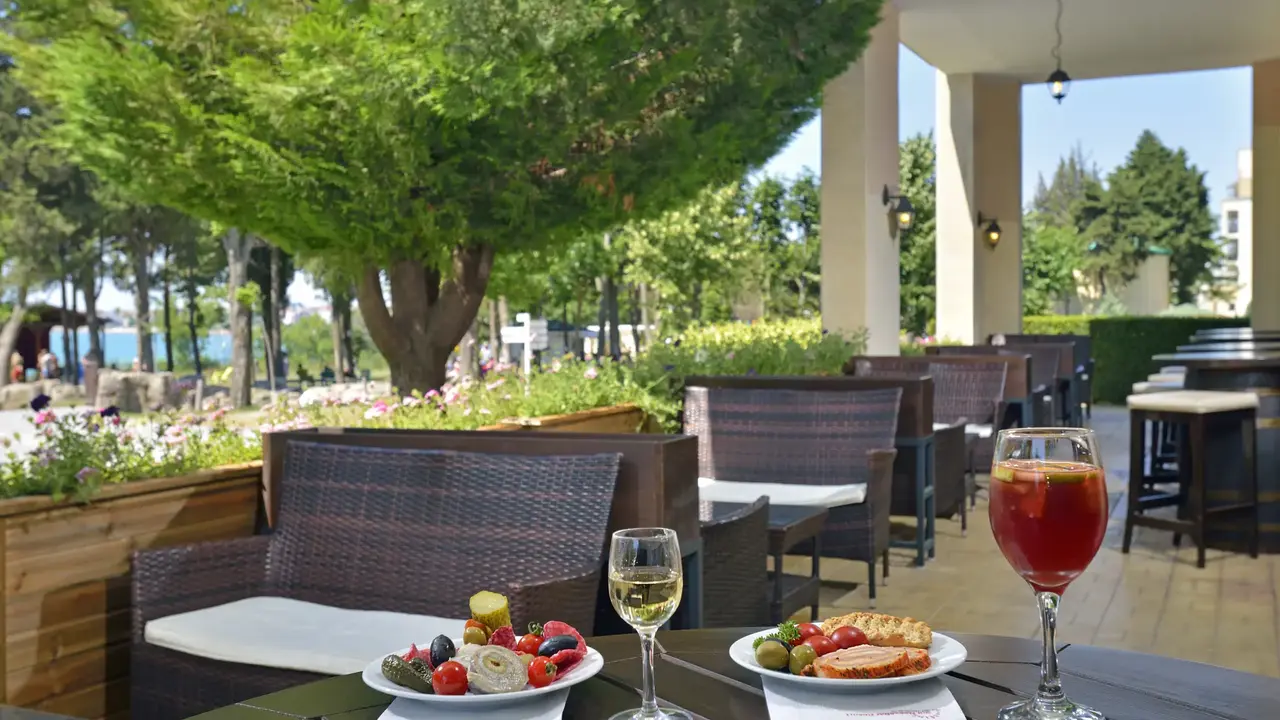 SOL NESSEBAR RESORT
