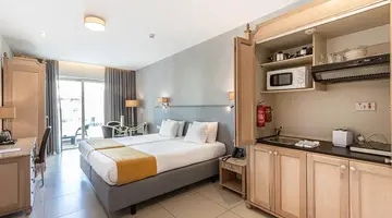Solana Hotel and Spa