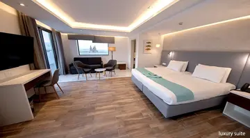 Solana Hotel and Spa