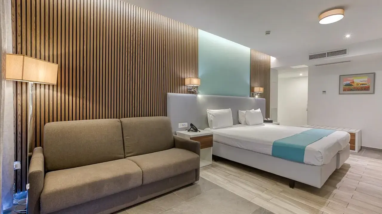 Solana Hotel and Spa