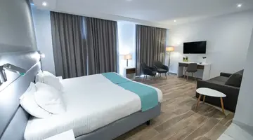 Solana Hotel & Spa