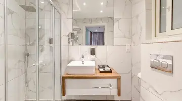 Solana Hotel & Spa