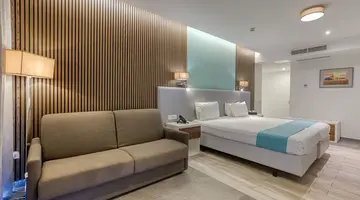 Solana Hotel & Spa