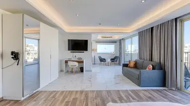 Solana Hotel & Spa