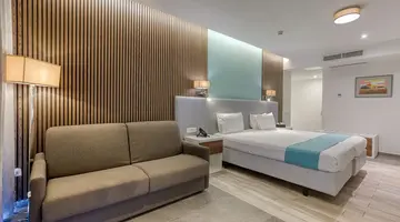 Solana Hotel & Spa