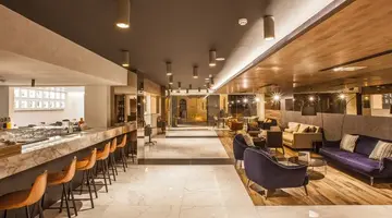 Solana Hotel & Spa