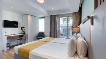 Solana Hotel & Spa