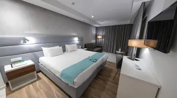 Solana Hotel & Spa
