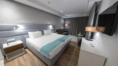 Solana Hotel & Spa
