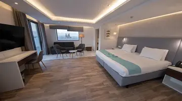 Solana Hotel & Spa