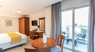 Solana Hotel & Spa