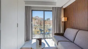 Solana Hotel & Spa