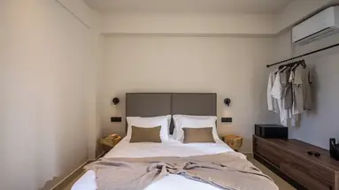 Soleil Rooms and Suites