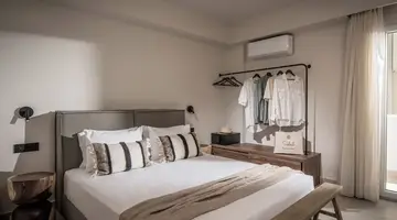 Soleil Rooms and Suites