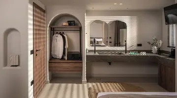 Soleil Rooms and Suites