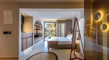 Soleil Rooms and Suites