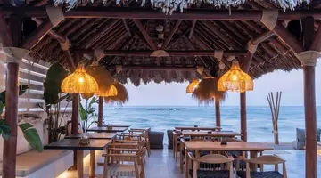 Soleil Rooms and Suites
