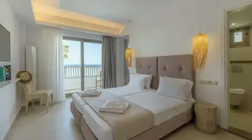 Soleil Rooms and Suites