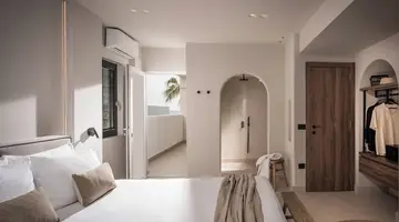 Soleil Rooms and Suites
