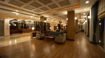 Solivia Hotel (Ex Titan Select Hotel)