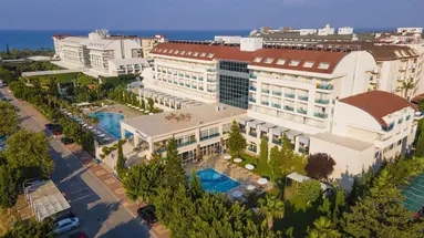Solivia Hotel (Ex Titan Select Hotel)