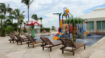 Solymar Cancun Beach Resort